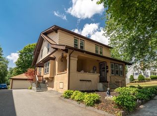 8 Lamar Ave, Worcester, MA 01604