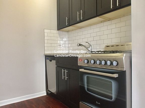2nd image of 1429 W Lunt Ave APT 206