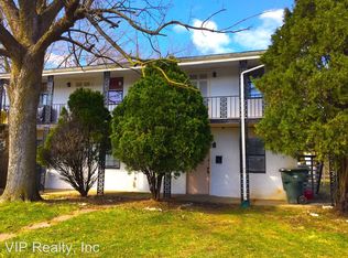 2241 Hamilton Ave APT D, Columbus, OH 43211