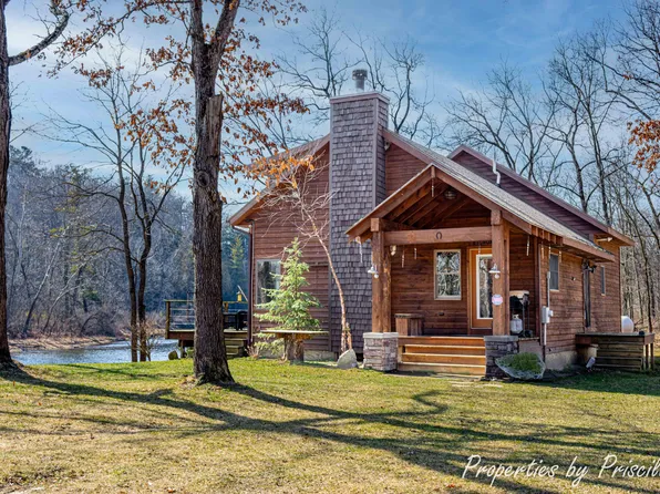 2992 E Upper Field Trl, Newaygo, MI 49337