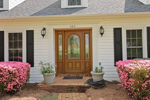 5th image of 395 Baymount Dr