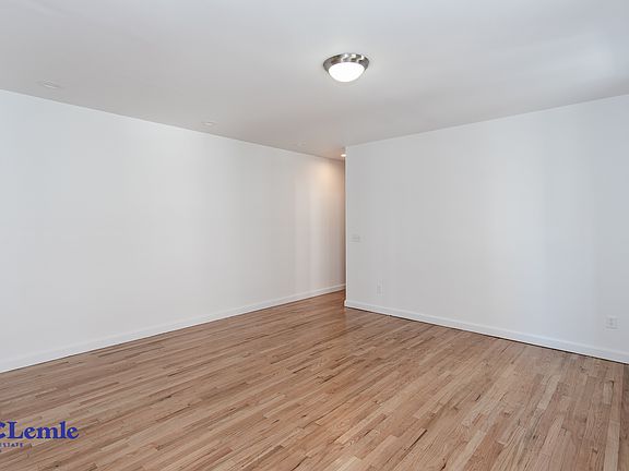 4th image of 1324 Lexington Ave #3RC
