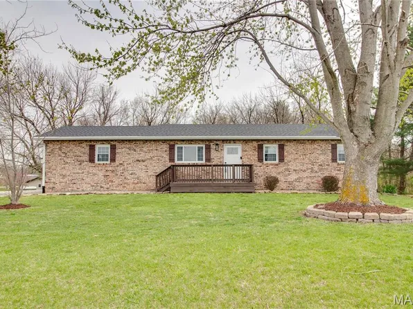 7164 N State Route 159, Moro, IL 62067