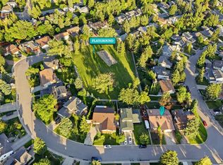 6016 Dalcastle Cres NW, Calgary, AB T3A1S4