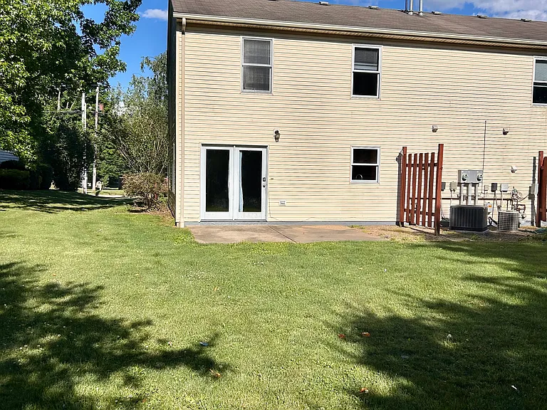1864 Normandy Dr #B-1866 — Photo 10