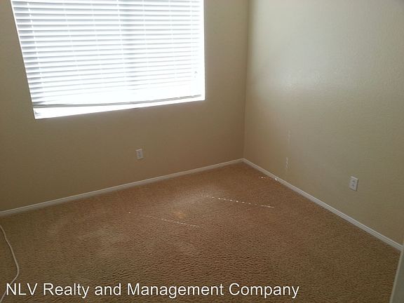 4th image of 4543 Cliff Breeze Dr