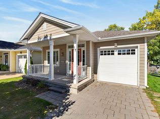 17 Village Gate, Lambton Shores, ON N0M 1T0
