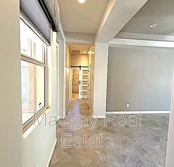 1142 E Bajor St — Photo 32