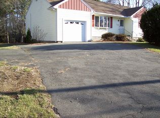 10 Maple Ave #A, Woburn, MA 01801