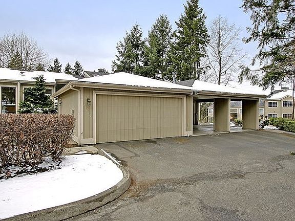 Attached 2Car Garage