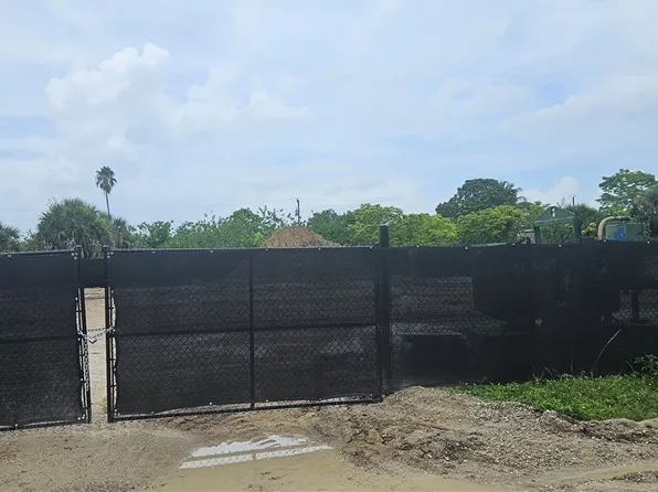 1920 NE 19th Ave, Cape Coral, FL 33909