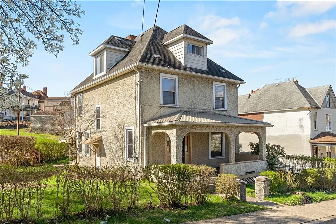261 McCargo St photo 1