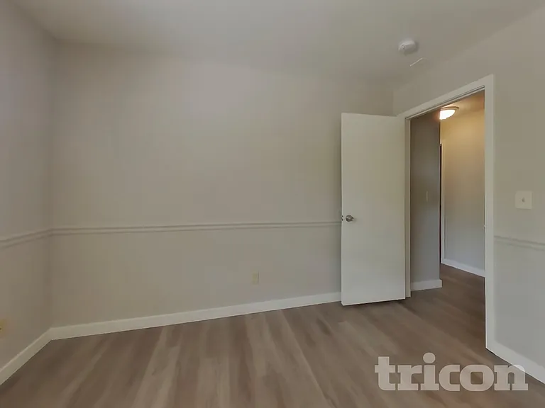103 Dunedin Dr — Photo 8
