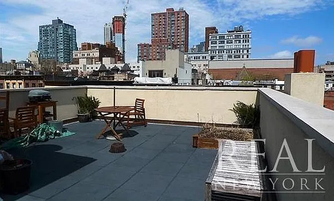 Rented by REAL New York | media 29