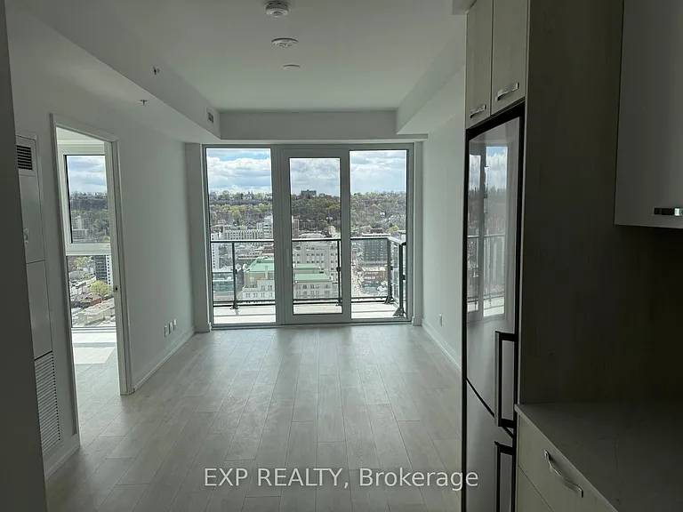 75 James St S #2513 — Photo 11