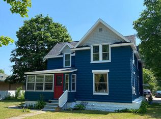 120 S Lake Ave, Spring Lake, MI 49456