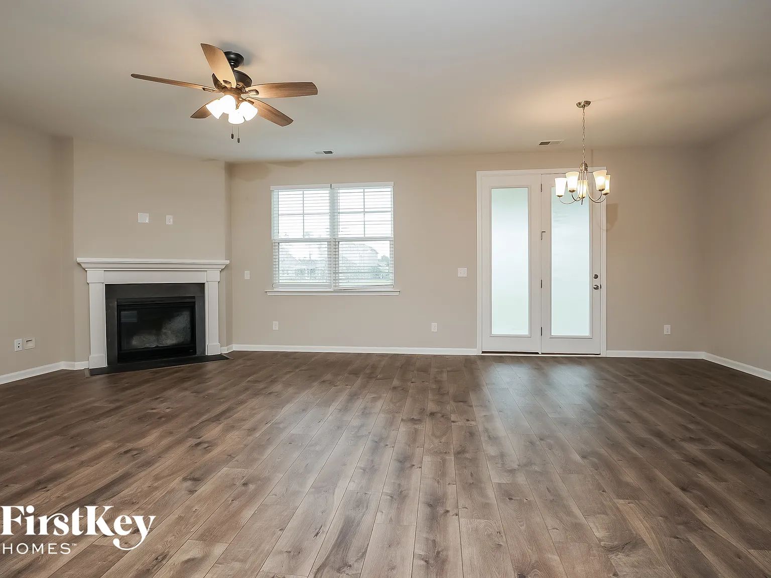 4 bed, 2.0 bath, 1856 sqft, $2,690 — Photo 3