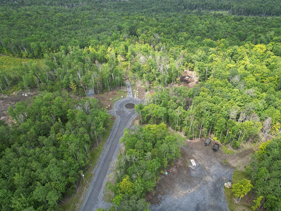 1st image of 5 Tumbledown Lane