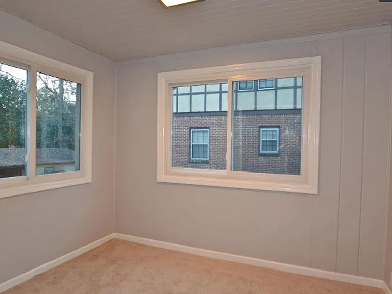 316 Coventry Rd — Photo 5