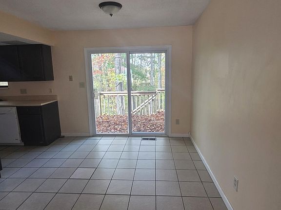 5th image of 113 High Point Ln