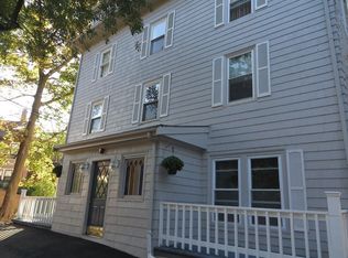 28 Claremont Ter APT 5, Swampscott, MA 01907