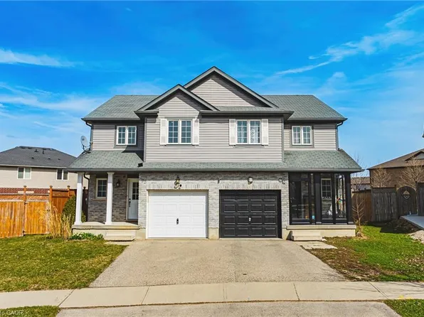 95 Windale Cres, Kitchener, ON N2E 0A4