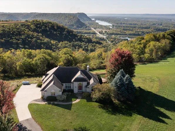 S5281 Mound Ridge ROAD, Genoa, WI 54632