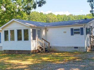 2869 Back Hampden Sydney Rd, Farmville, VA 23901