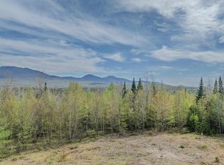 Ledgewood, Carroll, NH 03598