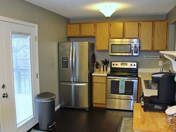 4th image of 4957 Crockett Dr
