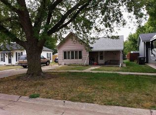 1719 N Platte Ave, York, NE 68467