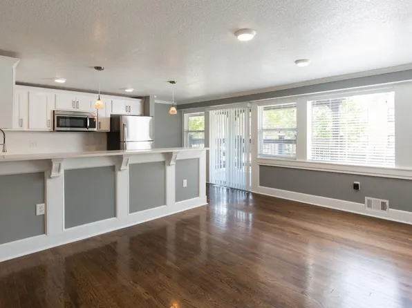 1108 W 45th St, Kansas City, MO