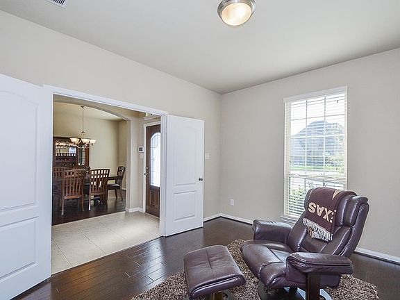 Double doors open to the study and give privacy.