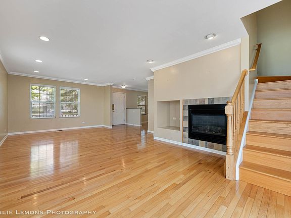4th image of 21541 Essex Dr