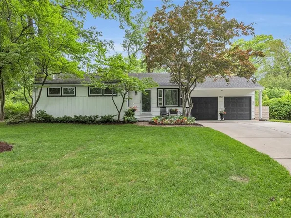 4820 W 76th St, Prairie Village, KS 66208
