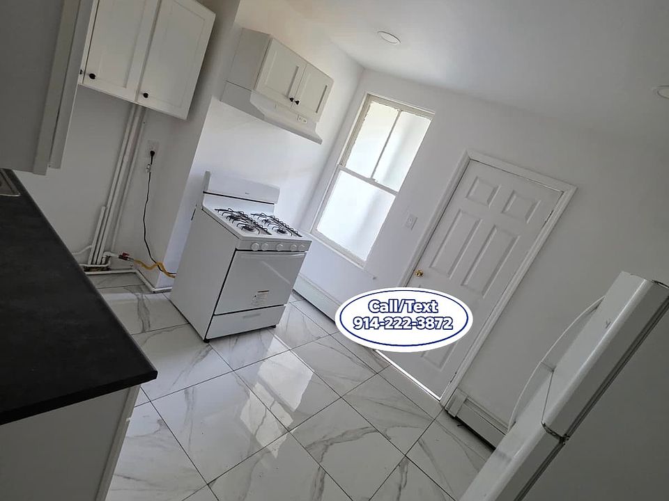 1st image of 21 Knowles St #2