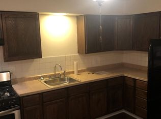 4 Lippincott Rd APT 2N, Fox Lake, IL 60020