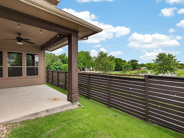 1501 Lawrence St — Photo 25