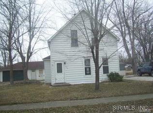 129 S Main St, Worden, IL 62097