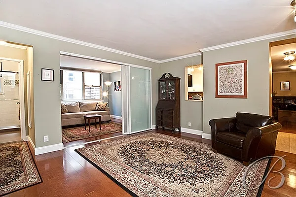 Sold by Bellmarc Realty | media 27