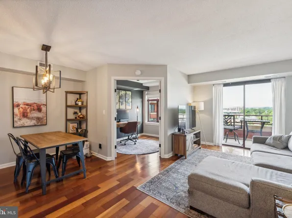 2400 Clarendon Blvd APT 1003, Arlington, VA 22201