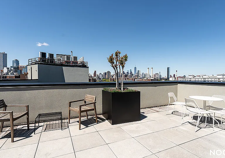 58 Vanderbilt Ave #9Z — Photo 47