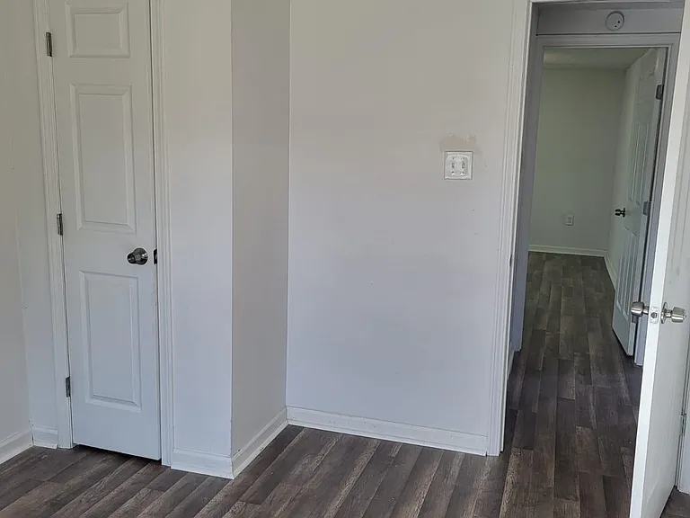 6012 Field St — Photo 3