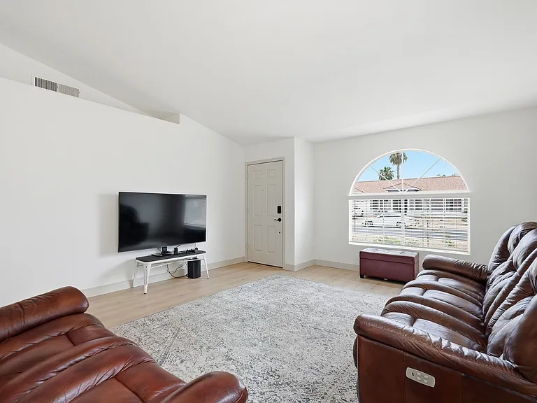 3514 E Murrieta Rd — Photo 26