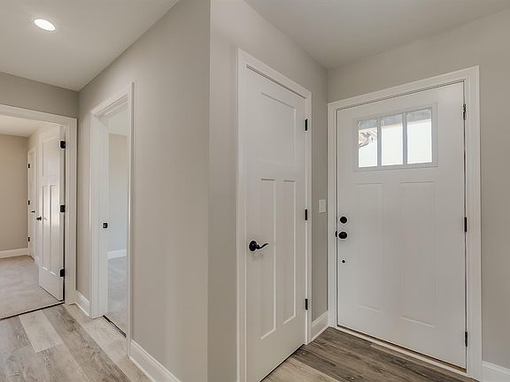 2nd image of 1052 Melbourne Way