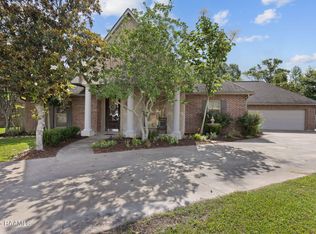 113 Piedmont Ln, Youngsville, LA 70592