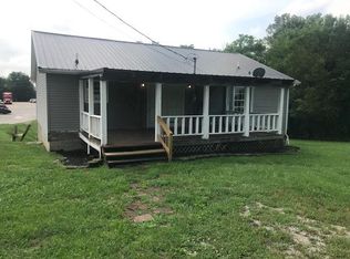 136 W Nashville St, Pembroke, KY 42266