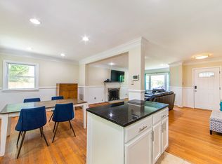 3254 Peace Valley Ln, Falls Church, VA 22044