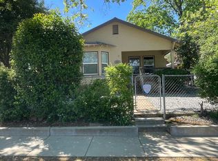 990 West St, Redding, CA 96001