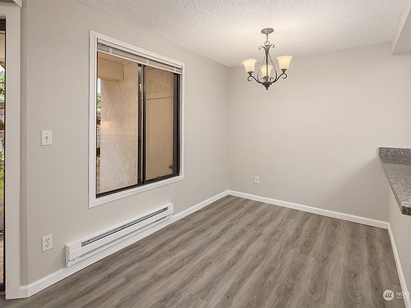 5th image of 12735 NE 116th Lane #H12